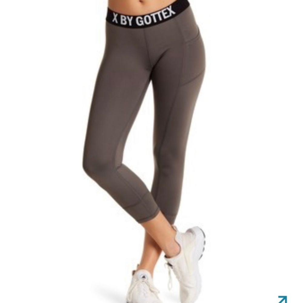 NWT X by Gottex Elasticized Workout Capri Small